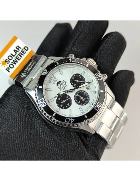 Orient Kamasu Panda Solar RA-TX0203S Chronograph 42.8mm 200m WR Solar Powered sapphire crystal stainless steel bracelet divers m
