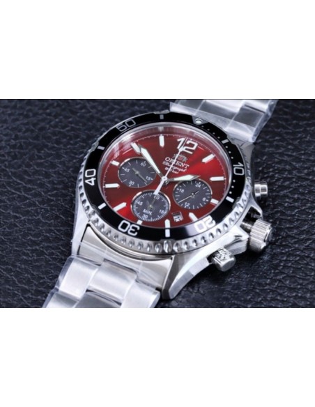 solar Orient Sports Chronograph Red Black Panda RA-TX0207R 42.8mm 200m WR cristal de zafiro