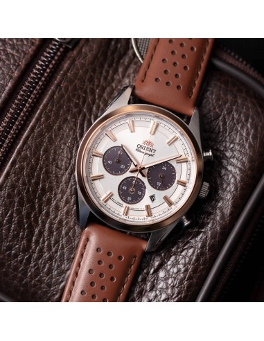 reloj cronógrafo solar hombre Orient Panda RA-TX0306S 40mm  50m WR cristal de zafiro correa de cuero