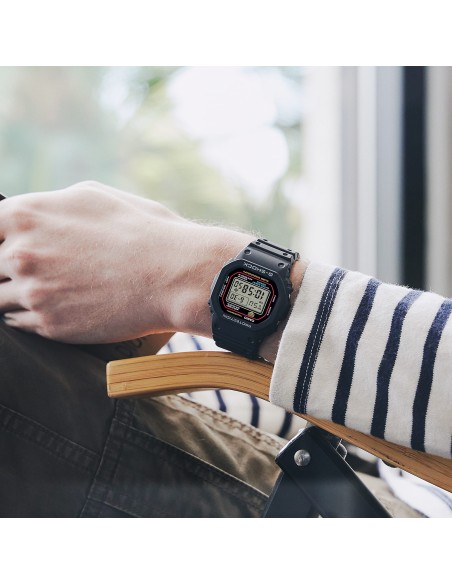 Casio G-Shock DW-5600RL-1JF JDM 200M WR resistente a los golpes
