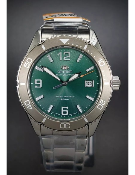 Reloj de buceo solar hombre Orient Kamasu RA-WJ0001E 39.9mm 200m WR cristal de zafiro correa de acero