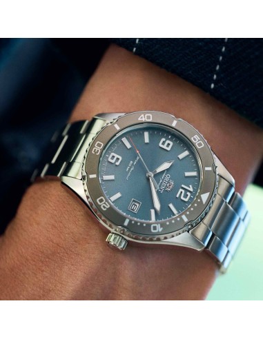 Reloj de buceo solar hombre Orient Kamasu RA-WJ0002L 39.9mm 200m WR cristal de zafiro correa de acero