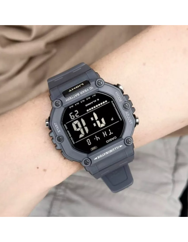 reloj deportivo hombre Casio  AE1600H-8BV  54,1 × 49,7 × 15,9 mm 10 años batería 100m WR 5 alarmas