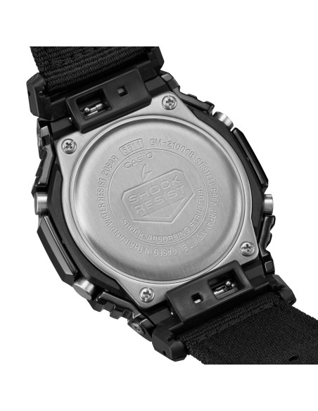 Casio G-Shock Utility Metal GM-2100CB-1A JDM 44.4mm 200m WR correa de tela
