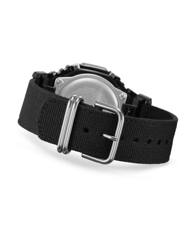 Casio G-Shock Utility Metal GM-2100CB-1A JDM 44.4mm 200m WR correa de tela