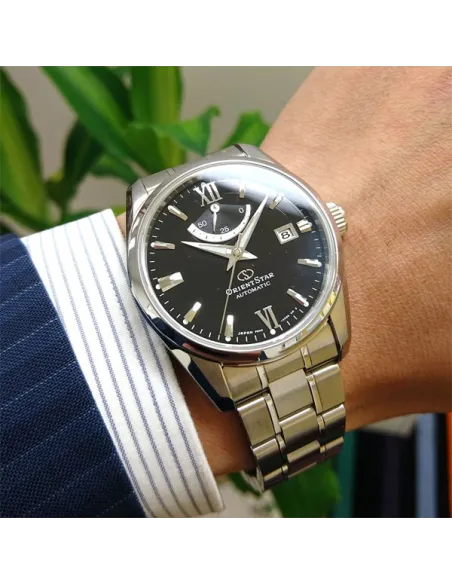 Reloj Automático hombre Orient Star RE-AU0004B dial negro cristal de zafiro correa de acero 100m WR