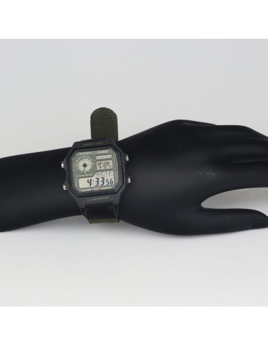 Casio World Time AE-1200WHUB-3AJF JDM Verde Oliva | Batería 10 Años | 100M WR |45 × 42.1 × 12.5 mm