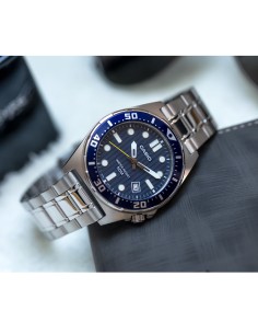 Casio MTD-135D-2A – Reloj deportivo de acero con esfera azul resistente al agua 100m 2
