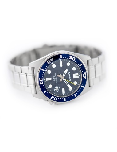 Casio MTD-135D-2A – Reloj deportivo de acero con esfera azul resistente al agua 100m