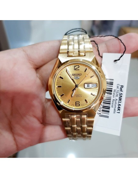 Reloj hombre automático Seiko 5 SNKL64K1 37mm – 30 m, correa de acero dorado