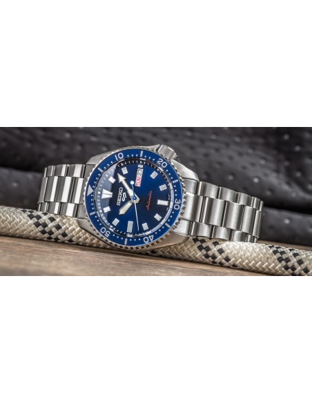 Reloj hombre automático Seiko 5 Sports SRPL83K1 42,5 mm – Hardlex, 100 m, correa de acero