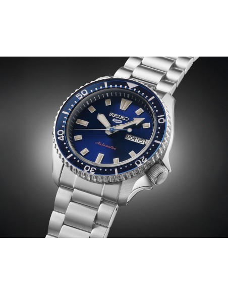 Reloj hombre automático Seiko 5 Sports SRPL83K1 42,5 mm – Hardlex, 100 m, correa de acero