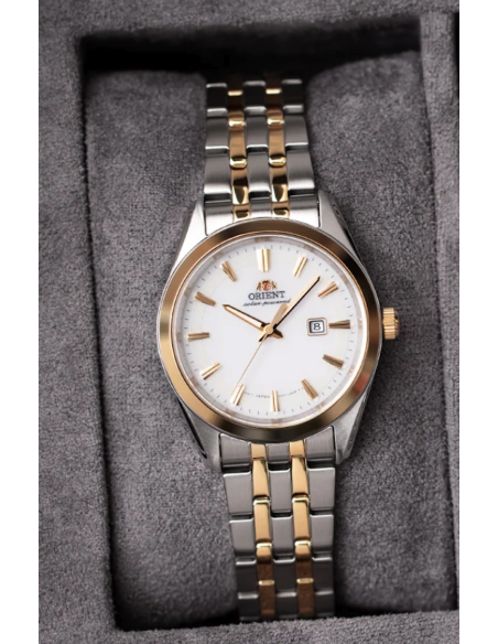solar mujer Orient Contemporary RA-WG0601S 32,1mm cristal de zafiro correa de acero