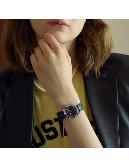 solar mujer Seiko Selection Solar The Steady Navy  STPX103 JDM 30.2mm Azul Navy