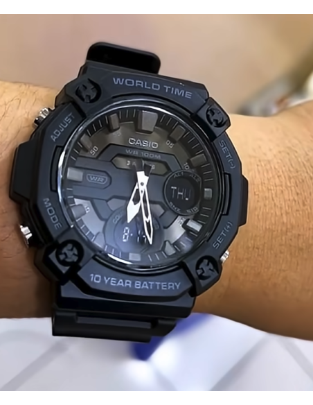 Reloj Casio AEQ-120W-1B 53.3 × 52.2 × 16.8 mm 100m WR Hora Mundial 10 años batería 3 alarmas