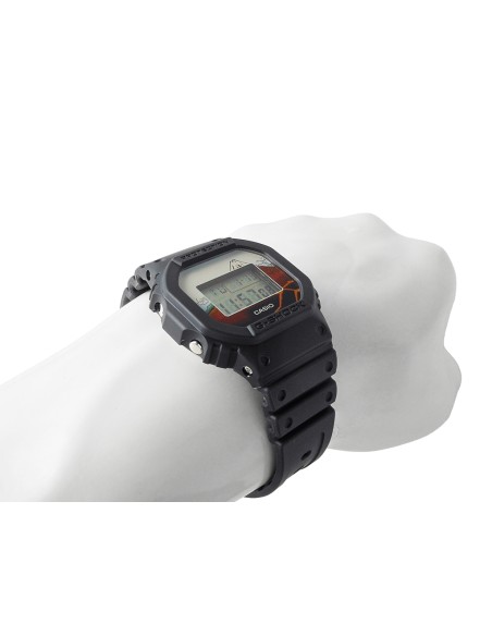 Casio G-Shock DW-5600KHSH25-1JR JDM Special Edition  Hokusai Sanka Hakuu Kurofuji