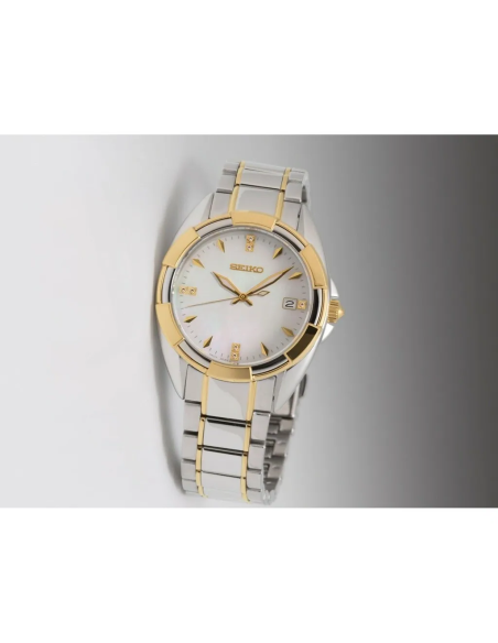 Seiko Ladies SKK886 | Two-Tone Diamond & Mother of Pearl 33.6mm cristal de zafiro