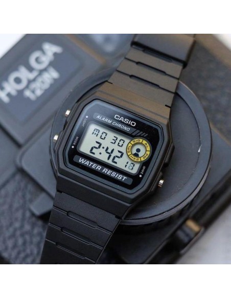 reloj clásico digital Casio F-94WA-8HDG 38,2 × 33,2 × 8,5 mm 7 años batería