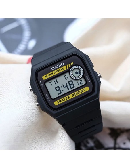 reloj clásico digital Casio F-94WA-9HDG 38,2 × 33,2 × 8,5 mm 7 años batería