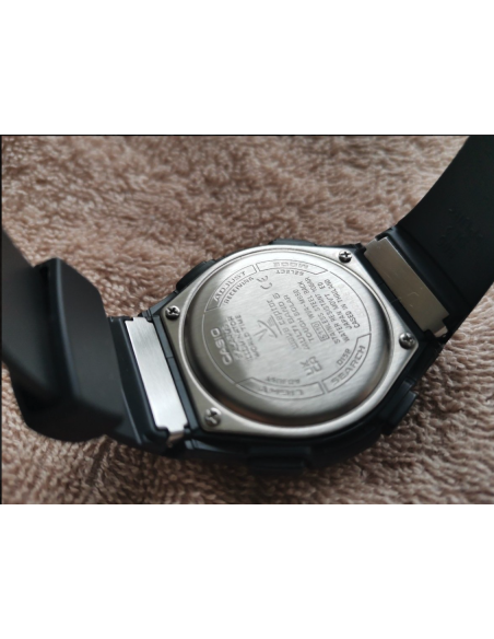 solar radiocontrol Casio WaveCeptor WVA-M650-2AJF  JDM 48.8 × 43.5 × 14.5 mm 100M