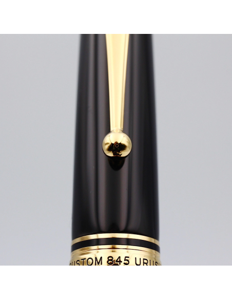 Pilot Custom 845 Urushi  FKV-5MR-B-M JDM - Ebonita Negra - Plumín Oro 18K