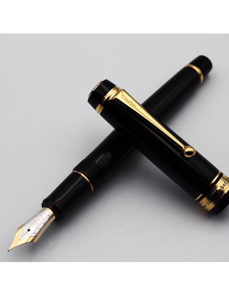 Pilot Custom 845 Urushi  FKV-5MR-B-M JDM - Ebonita Negra - Plumín Oro 18K