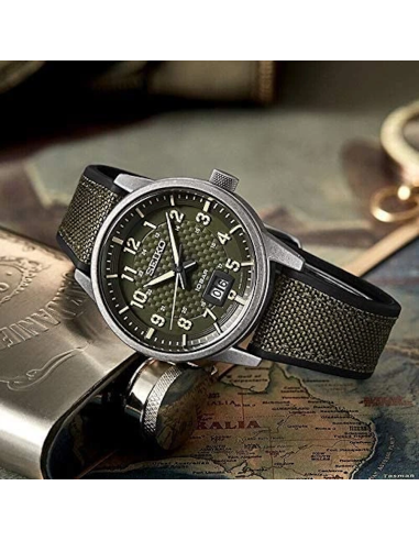 Seiko Neosport SUR323P1 40,7mm 100m WR correa nylon + silicona