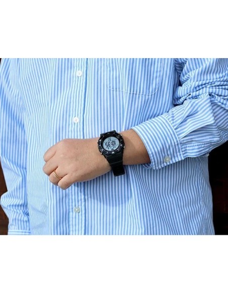 Casio Sports AE-1700H-1AV 100m WR 10 años batería