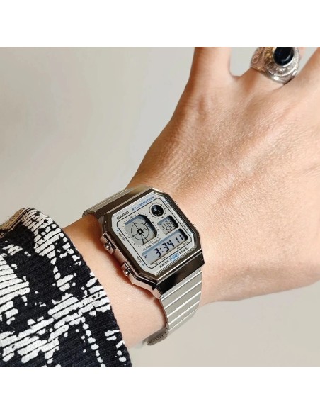 reloj unisex Casio Retro Future A130WE-7A   40.5 × 33.9 × 9 mm  Hora Mundial Pantalla LCD con reloj analógico