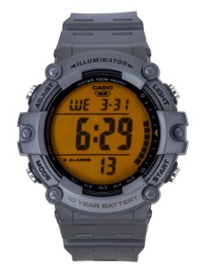 Casio Sports AE-1500WHC-8AV  54.4 × 51.3 × 15.8 mm 100m WR 5 alarmas 10 años
