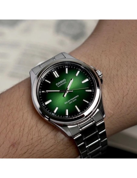 solar hombre Casio MTS-RS100D-3A 41.7mm 50m WR cristal de zafiro