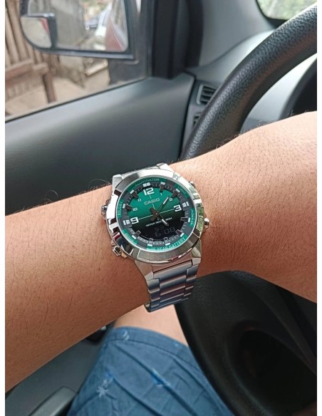 analógico digital Casio  AMW-870DA-3AV 51.5 × 44 × 12.3 mm 50m WR 10 años de batería