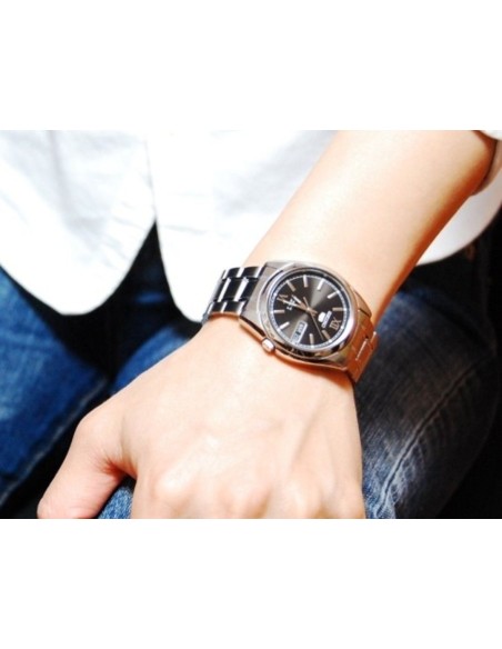 reloj automático unisex Seiko 5 SNKL55K1 37mm 30m WR correa de acero