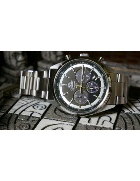 cronógrafo solar hombre Orient Kōboku Panda Neo’s 70 WV0011TX 42 mm JDM hecho en Japón