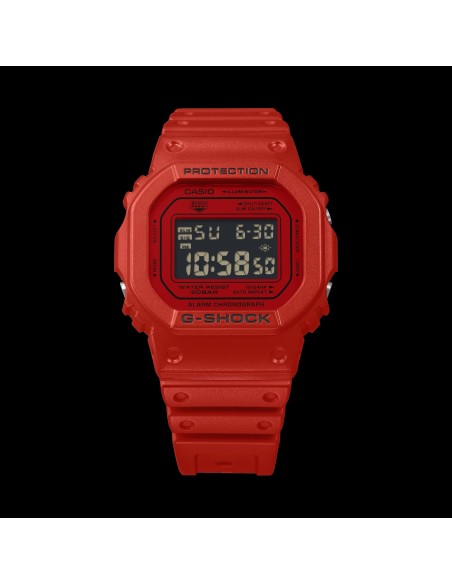 Casio G-Shock  DW-5600RRB-4JF JDM  48.9 × 42.8 × 13.4 mm 200m
