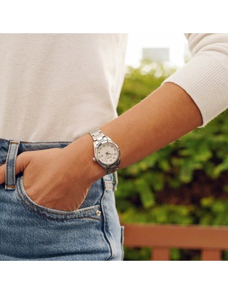 reloj cuarzo clásico mujer Seiko Discover More SUR465P1 29.8mm cristal de zafiro 100m WR correa de acero 60grs