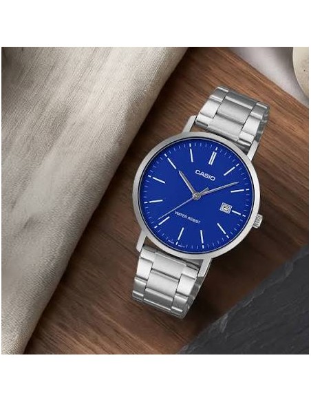 Reloj Casio MTP-VT05D-2E Hombre Acero Inoxidable y Fondo azul