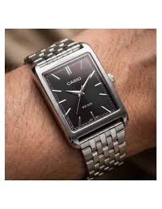 Reloj Casio MTP-B215D-1A – Analógico de Acero Inoxidable y Fondo Negro 2