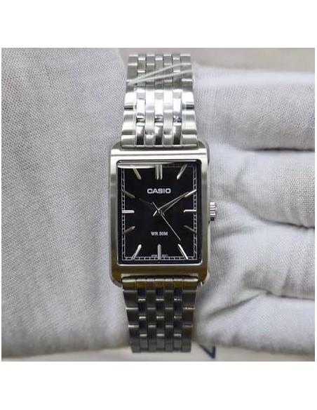 Reloj Casio MTP-B215D-1A – Analógico de Acero Inoxidable y Fondo Negro