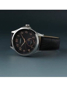Reloj Casio Para Hombre MTP-M110L-1A Analógico Cuadrado Correa de Cuero Negra 2