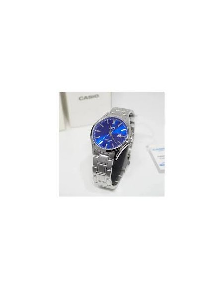 Reloj Casio Para Hombre MTS-115D-2A1 Cristal Zafiro Correa Acero Esfera Azul
