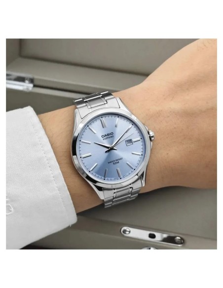 Reloj Casio Para Hombre MTS-115D-2A2 Cristal Zafiro Correa Acero
