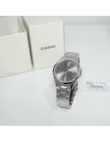 Reloj Casio Para Hombre MTS-115D-8A Cristal Zafiro Correa Acero