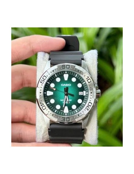 Reloj Casio Para Hombre MTD-140-3A Deportivo Resina Negra 100M