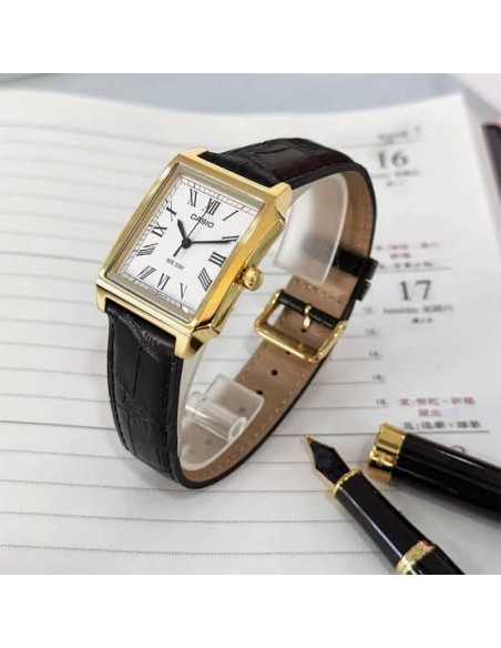 Reloj Casio Para Hombre MTP-B190GL-7B Analógico Caja Dorada Correa Cuero Marrón