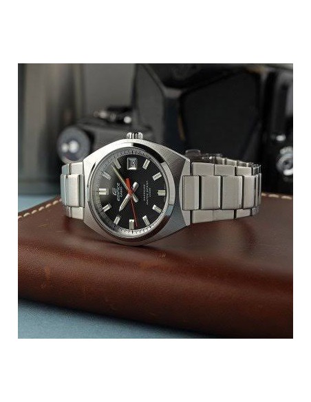 Reloj Casio Edifice Para Hombre EFB-109D-1A Cristal Zafiro Correa Acero Esfera Negra