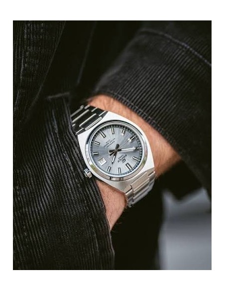 Reloj Casio Edifice EFB-109D-7A 38,5MM 100M WR cristal de zafiro