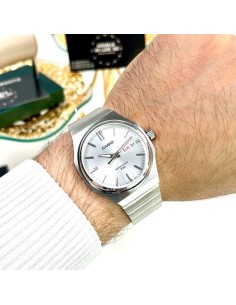 Reloj Casio Para Hombre MTP-E735D-7A Analógico Correa Acero Plateado Esfera Silver 2