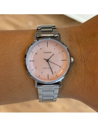 Reloj Casio Para Mujer LTP-VT03D-4B Analógico Correa Acero Plateado Esfera Rosa
