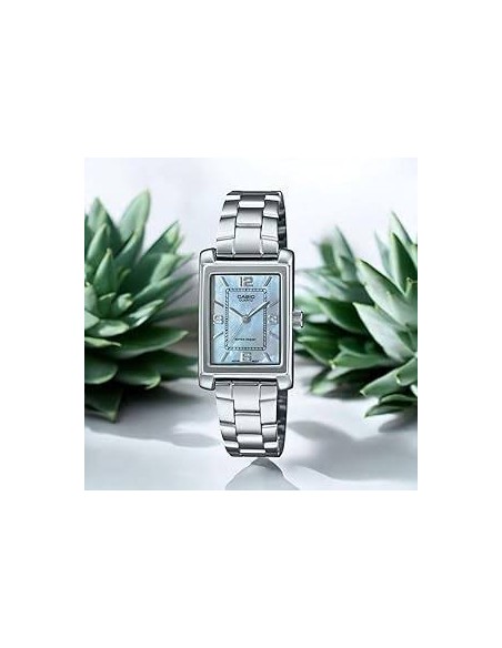 Reloj Casio Para Mujer LTP-1234DS-2A Analógico Rectangular Correa Acero Bitono Esfera Azul